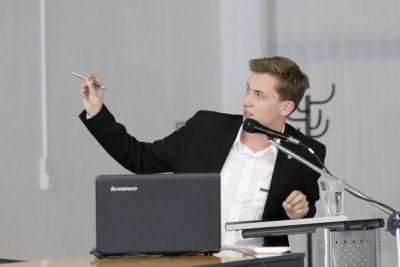 Pravidelné stretnutie študentov s rektorom