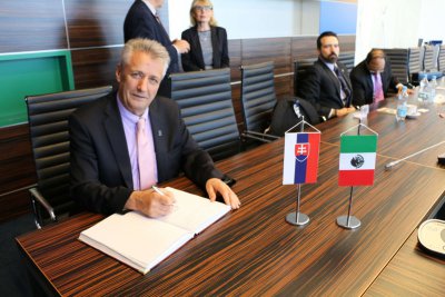 Rokovanie o spolupráci s Technológico de Monterrey Mexico