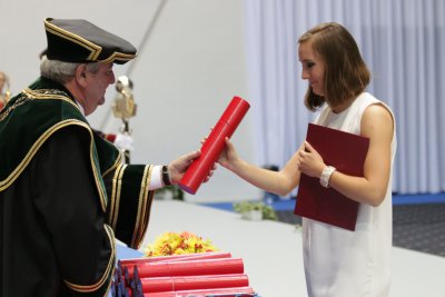 Promócie absolventov 2014