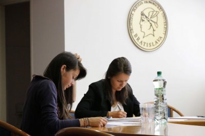 Štátne skúšky študentov frankofónneho štúdia
