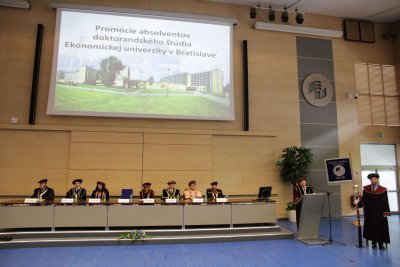 Promócie absolventov doktorandského štúdia