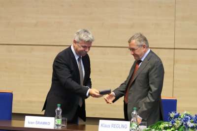 Generálny riaditeľ Európskeho mechanizmu pre stabilitu Klaus Regling na EU v Bratislave