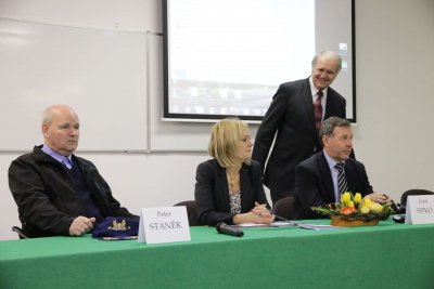 Vývoj a perspektívy svetovej ekonomiky 2014