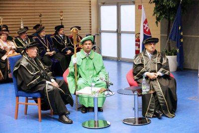 Doctor Honoris Causa Michalovi Kováčovi a Petrovi Mihókovi
