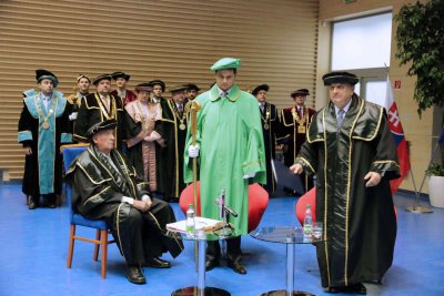Doctor Honoris Causa Michalovi Kováčovi a Petrovi Mihókovi