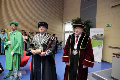 Doctor Honoris Causa Michalovi Kováčovi a Petrovi Mihókovi