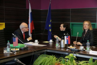 Návšteva nového mentora EU v Bratislave Dr. Kjella Knudsena