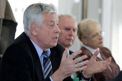 Návšteva ministra školstva Juraja Draxlera na EU v Bratislave