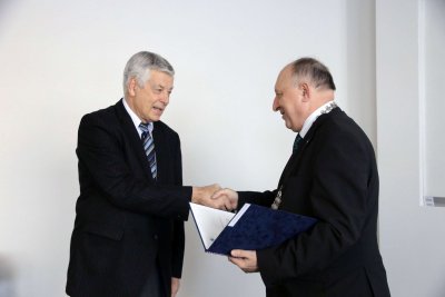 Zvolení dekani fakúlt EU v Bratislave