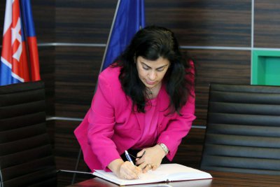 Kubánska veľvyslankyňa na prednášala na EU v Bratislave