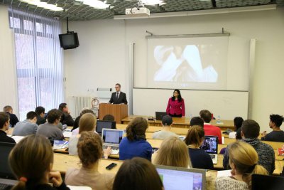 Kubánska veľvyslankyňa na prednášala na EU v Bratislave