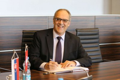 Alexander Wittwer prednášal študentom EU v Bratislave