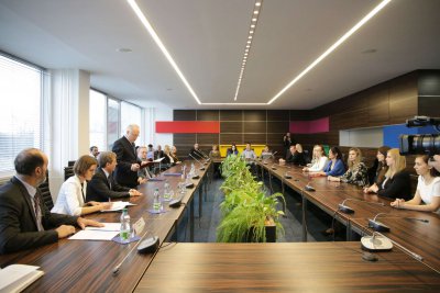 Dvojité diplomy absolventov frankofónneho štúdia