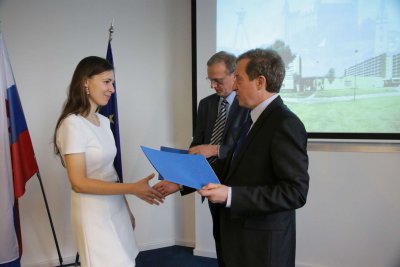Dvojité diplomy absolventov frankofónneho štúdia