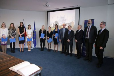 Dvojité diplomy absolventov frankofónneho štúdia