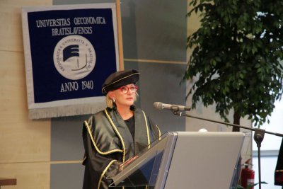 Inaugurácia rektora a dekanov EU v Bratislave