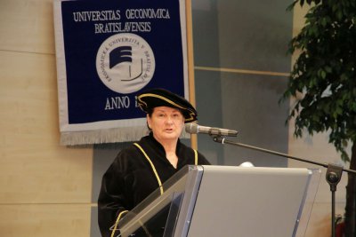 Inaugurácia rektora a dekanov EU v Bratislave