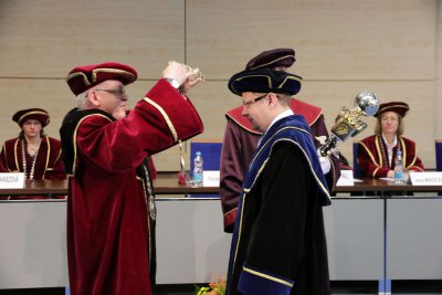 Inaugurácia rektora a dekanov EU v Bratislave