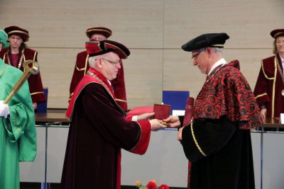 DOCTOR HONORIS CAUSA Ekonomickej univerzity v Bratislave