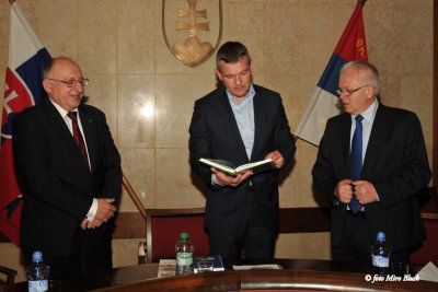 Predseda parlamentu Peter Pellegrini prijal volejbalistky Slávie EU