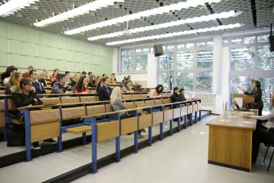 Univerzitné udalosti » Začal sa seminár diplomacia v praxi