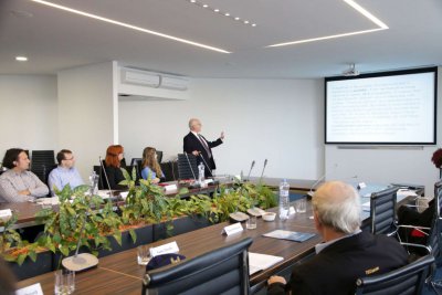 Stretnutie s prof. Ivom Šlausom z World Academy of Arts and Sciences