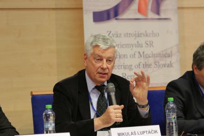 Konferencia Perspektívy spracovateľského priemyslu v SR