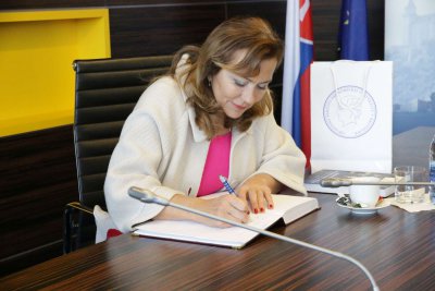 Multilaterálna diplomacia témou Diplomacie v praxi