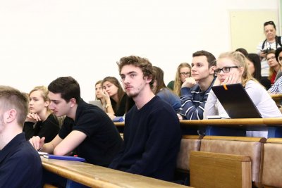 Prednáška holandského veľvyslanca