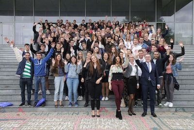 Univerzitné udalosti » Na Ekonomickú univerzitu v Bratislave prišli študenti z rôznych kútov sveta