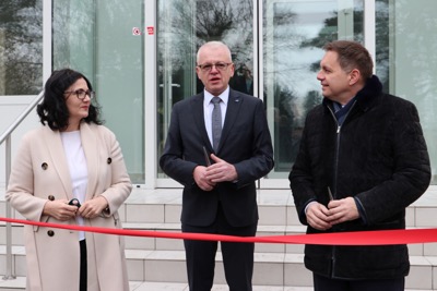 Ekonomická univerzita v Bratislave otvorila ďalší zrekonštruovaný blok študentského domova Horský park