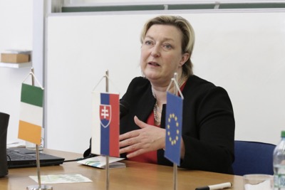 Írska veľvyslankyňa zahájila 25. edíciu Diplomacie v praxi