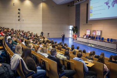 EU v Bratislave podpísala memorandum o porozumení s Inštitútom certifikovaných manažérskych účtovníkov