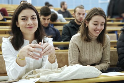 Zahraniční študenti z 22 štátov sveta na výmennom pobyte na EUBA v letnom semestri