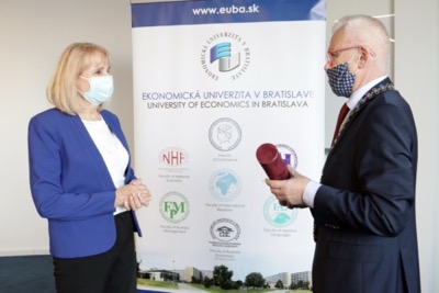 Noví profesori emeritus Ekonomickej univerzity v Bratislave
