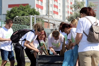 Udržateľná EUBA sa pridala k firmám na NM´21, ktoré aj tento rok pomáhali skrášľovať svoje mesto