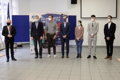 Rektor EU v Bratislave vymenoval nového docenta a udelil cenu za pedagogickú činnosť, cenu za najlepšie publikačné výstupy a cenu víťazom ŠVOČ