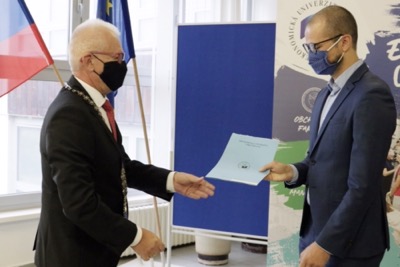 Rektor EU v Bratislave vymenoval nového docenta a udelil cenu za pedagogickú činnosť, cenu za najlepšie publikačné výstupy a cenu víťazom ŠVOČ