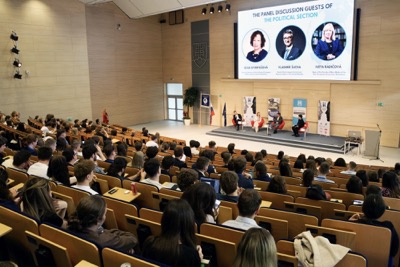 Univerzitné udalosti » Modelová konferencia zaplnila Aulu Ekonomickej univerzity v Bratislave