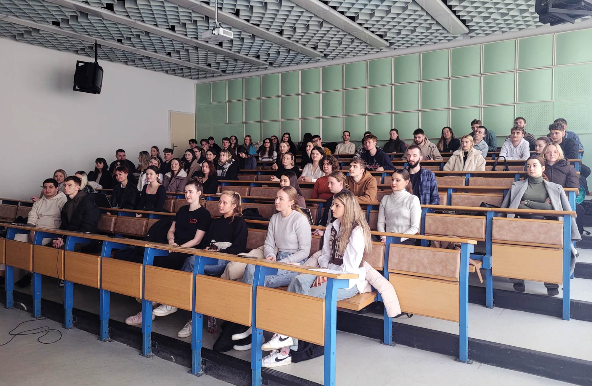 Kurz Atribúty podnikania v zahraničnej praxi APZP24