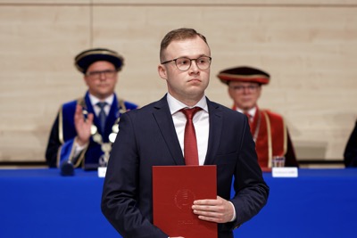 Blahoželáme čerstvým absolventom Ekonomickej univerzity v Bratislave - Promócie 2024