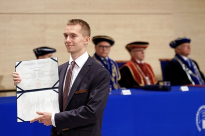 Blahoželáme čerstvým absolventom Ekonomickej univerzity v Bratislave - Promócie 2024