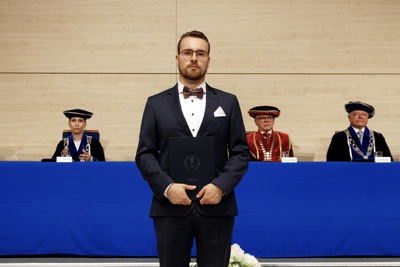 Blahoželáme čerstvým absolventom Ekonomickej univerzity v Bratislave - Promócie 2024