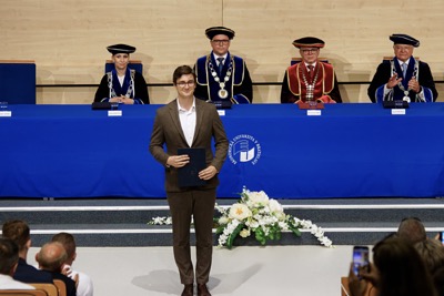 Blahoželáme čerstvým absolventom Ekonomickej univerzity v Bratislave - Promócie 2024