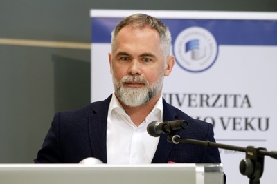 Promócie v akademickom roku 2023/2024 začala Univerzita tretieho veku Ekonomickej univerzity v Bratislave