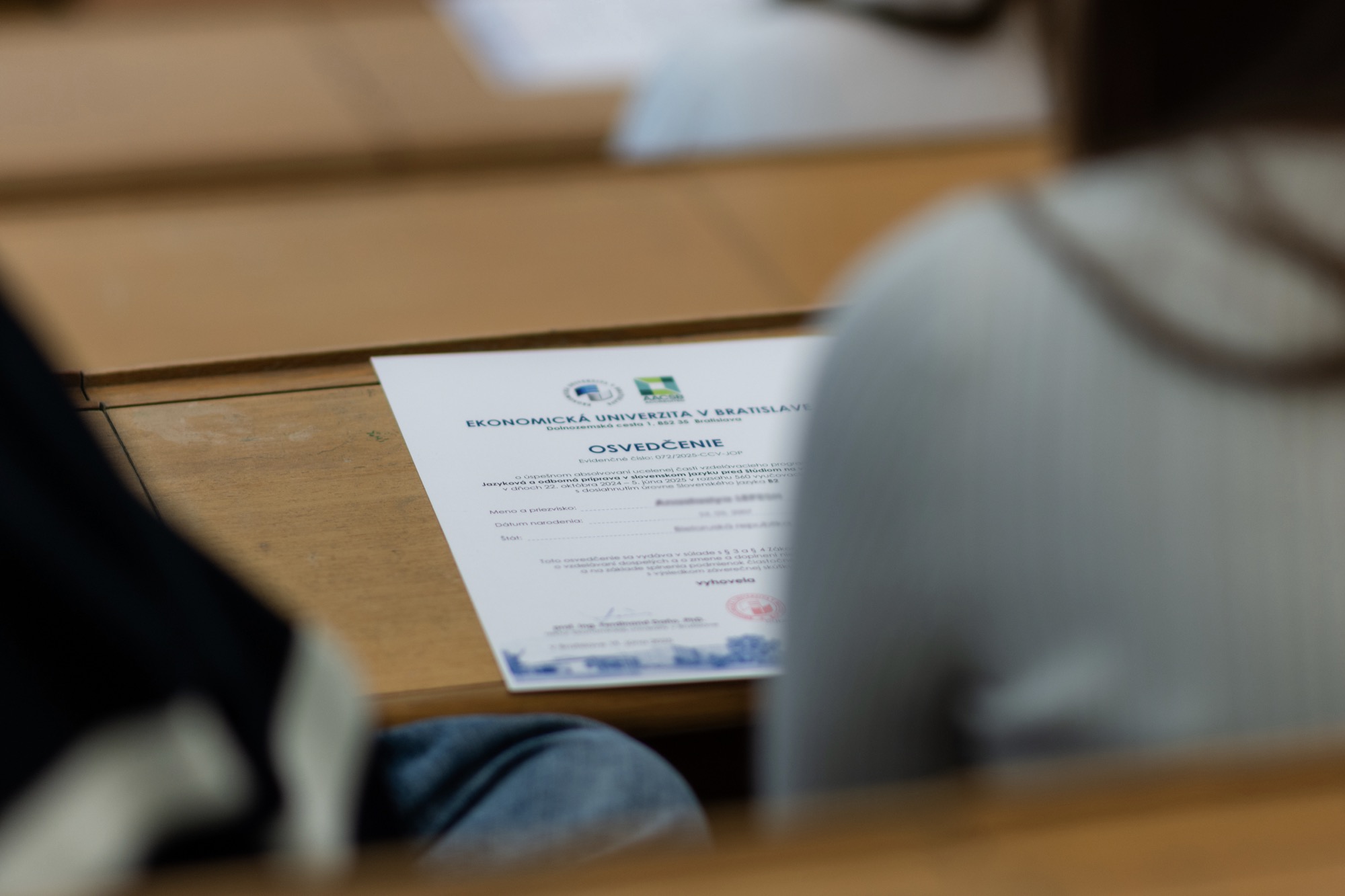 Úspešní zahraniční študenti jazykového vzdelávania si prevzali Osvedčenia