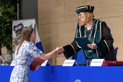 Blahoželanie čerstvým absolventom Ekonomickej univerzity v Bratislave