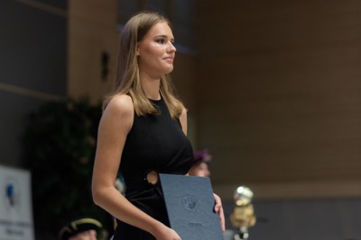 Blahoželanie čerstvým absolventom Ekonomickej univerzity v Bratislave