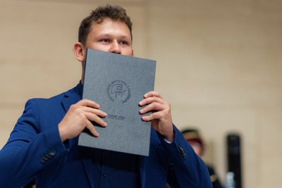 Blahoželanie čerstvým absolventom Ekonomickej univerzity v Bratislave