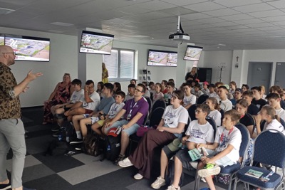 Absolventi edície Letom svetom s DEU 2025 spoznali atraktívne krajiny